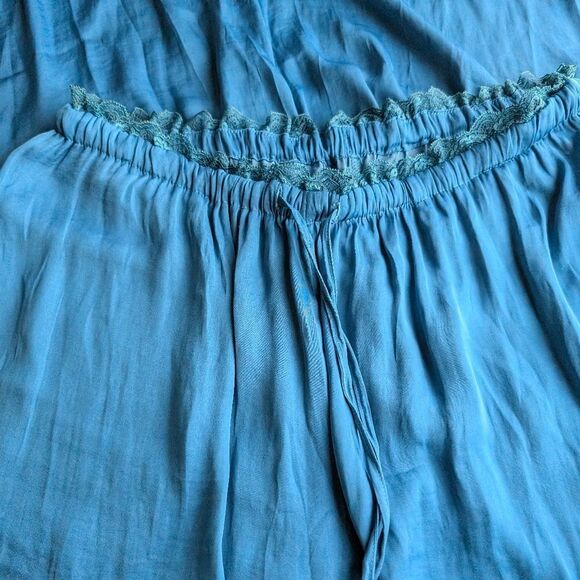 OFU NWT Lacy Satin slouchy flowy Pant teal color size l - Picture 9 of 9